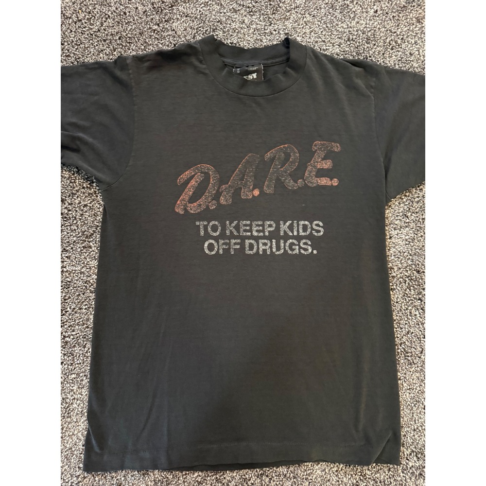 Vintage 90s DARE T-Shirt Mens Medium Fruit of the Loom Single Stitch Black Y2K